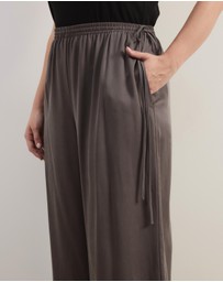 Atmos&Here Curvy - Viola Wide Leg Tie Detail Pants