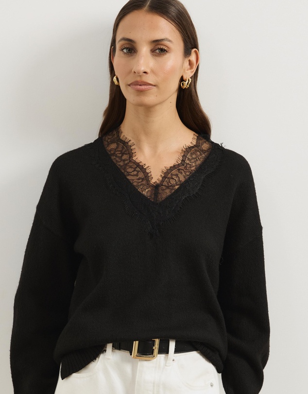 Atmos&Here - Teo V-Neck Knit Jumper With Lace Trim