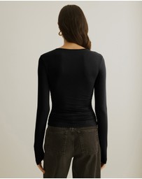 Atmos&Here - Asymmetric Long Sleeve Top