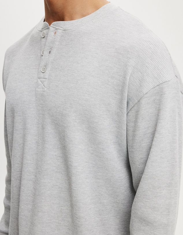 Cotton On - Relaxed Fit Textured Henley Long Sleeve