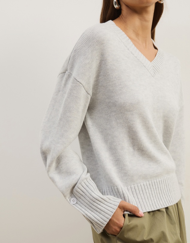 Atmos&Here - April Classic V-Neck Knit Jumper