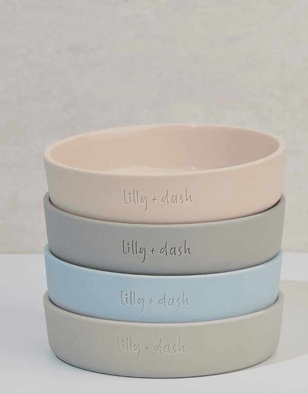 Lilly + Dash - Cat Eat and Drink Set – 2 Bowls + Lick Insert + Sand Placemat