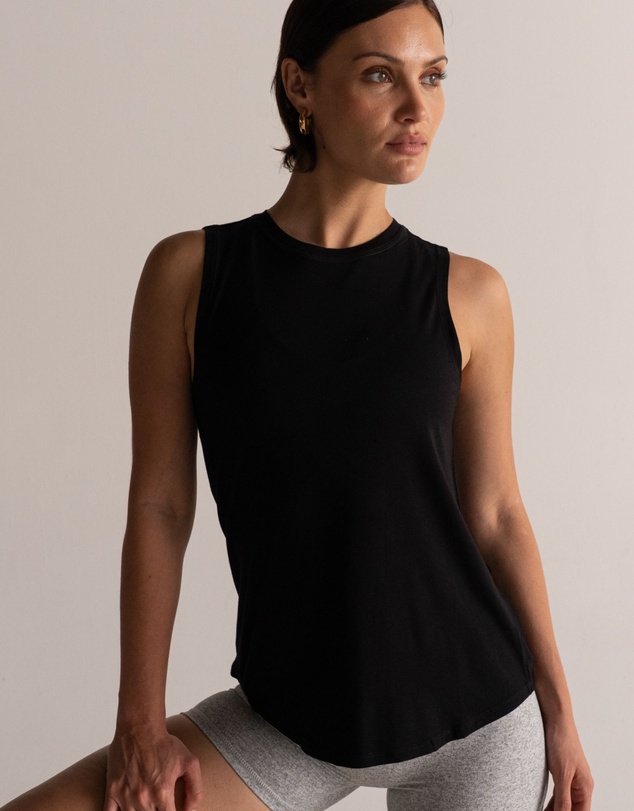 HyperLuxe The Label - Tank Top