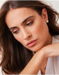 Najo - Luminosity Pearl Bridal Stud Earring