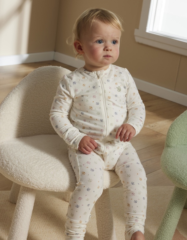 Grow Kindly - Light Zippee Baby Romper in Rainbow Dreaming (0.2 TOG)
