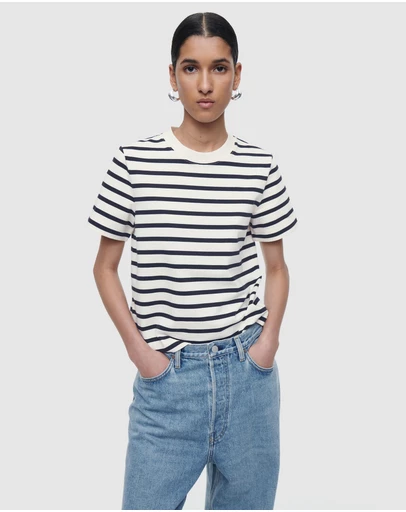 COS - Clean Cut T-Shirt