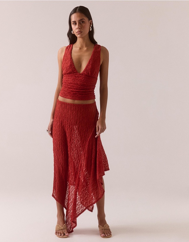 SOVERE - Aaila Lace Top