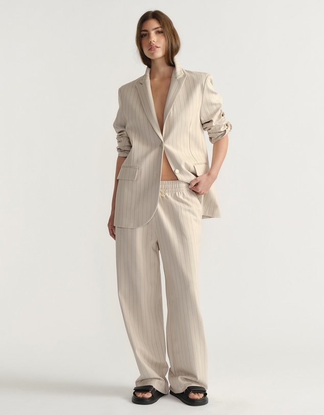 Decjuba - D-Luxe Pinstripe Blazer