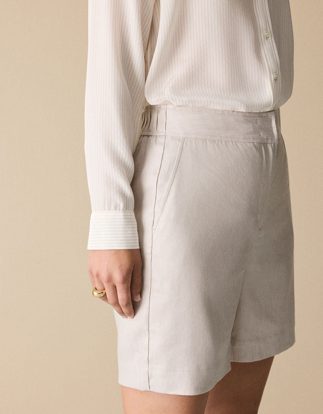 Trenery - Yarn Dyed Stretch Linen Blend Longline Short in Flax