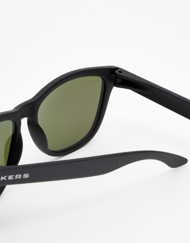 Hawkers Co - HAWKERS - Polarized Black Emerald ONE CARBONO  Sunglasses for Men and Women UV400