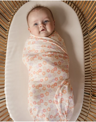 Kynd Baby - Large Stretchy Swaddle in Blooms