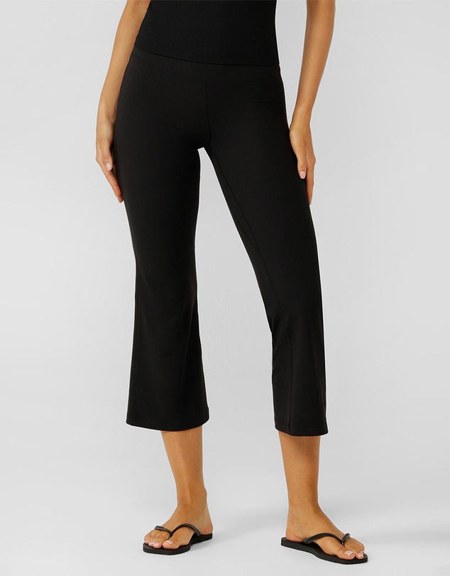 Lorna Jane - Irresistible Luxe Active Rib Cropped Yoga Pants