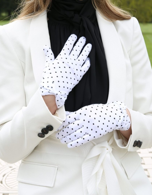DENTS - Spotted Cotton Gloves with Cuff Bow
