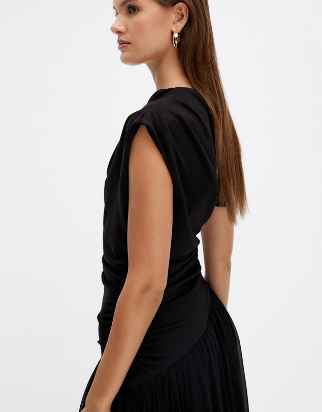 Minima Esenciales - Oaklyn Midi Dress