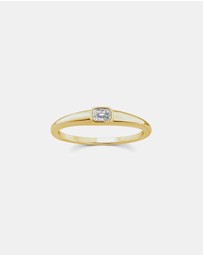 Zoe Olivia - 9K Gold Emerald Lab Grown Diamond Ring