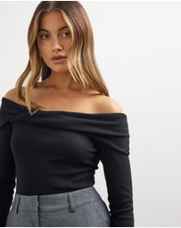 Minima Esenciales - Alita Off Shoulder Jersey Top