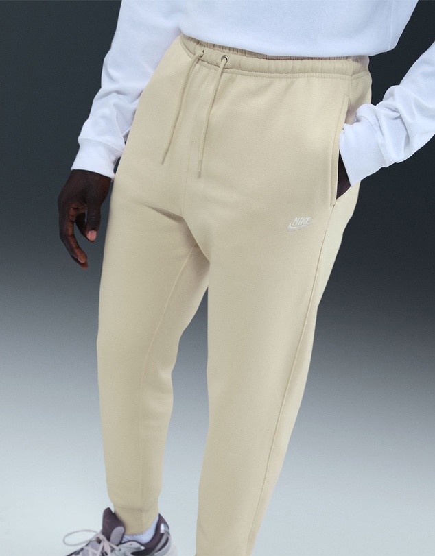 Nike - Club Joggers