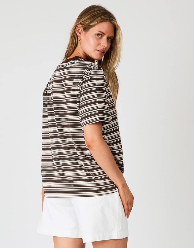 Rolla's - Sunday V Neck Tee