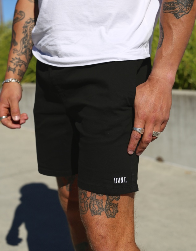 DVNT - Drop Embroidery Shorts