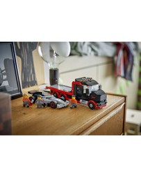 LEGO - F1(R) Display Truck with Audi F1(R) Race Car