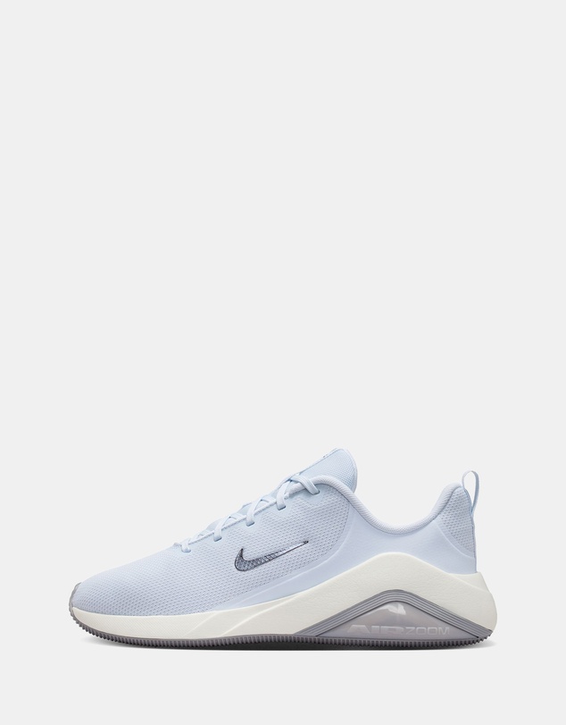 Nike - Bella 7 - Women's