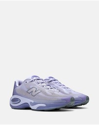 New Balance - AC Runner - Women's