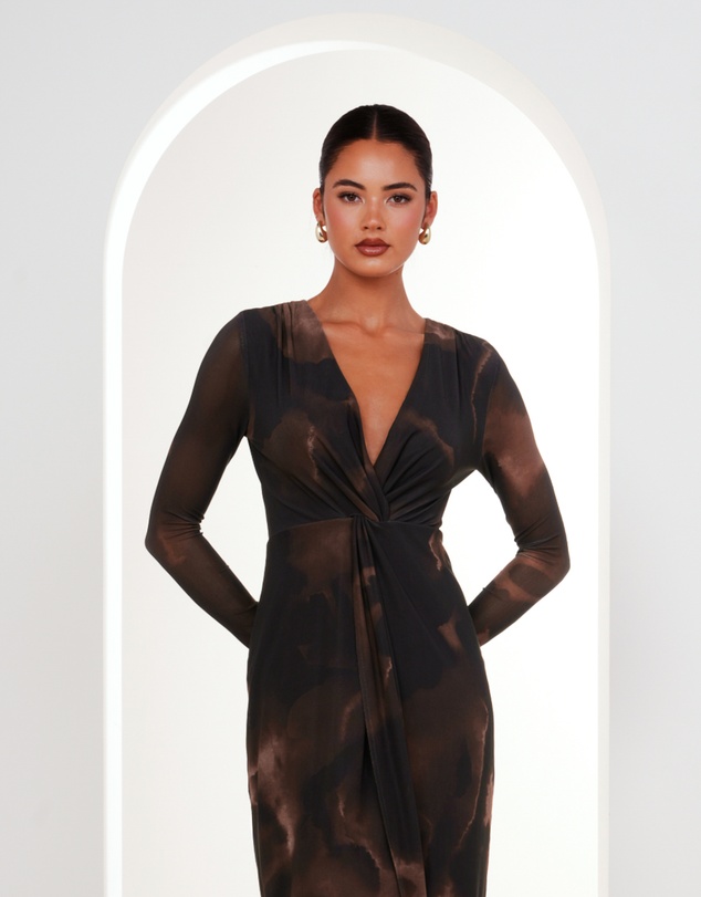 Pilgrim - Gabriella V-neck Knot Dress