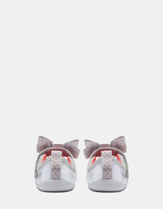 Clarks - Roamer Trim (T) Silver
