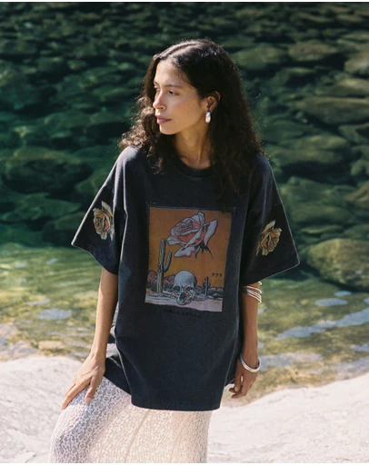 KINGA CSILLA - Desert Rose Tee