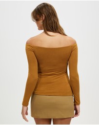Third Form - Turn Around Off Shoulder Top