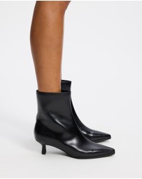 Atmos&Here - Lennox Leather Ankle Boots
