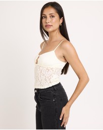 Alice In The Eve - Gwen Lace Singlet