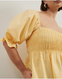 Atmos&Here Curvy - Elara Square Neck Peplum Blouse