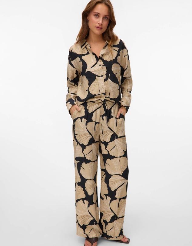 Vero Moda - Lucy Iben Straight Pants