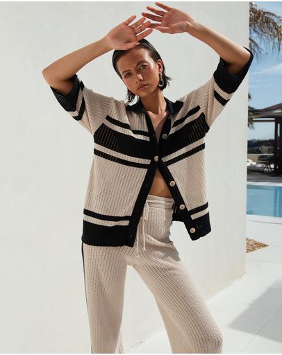 Sand/Black