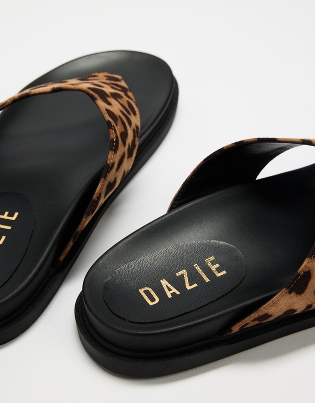 Dazie - Amazon Chunky Thongs