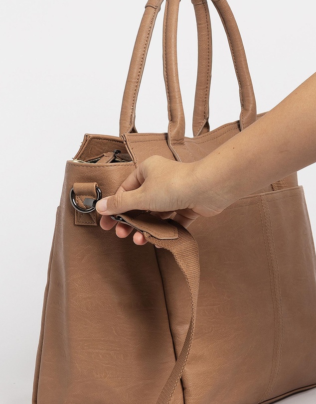 Arrived - The Hayes Baby Bag Tote