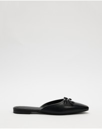 AERE - Slip On Leather Ballet Flats