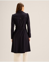 Review - Antoinetta Trench Coat