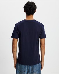 Gant - Regular Shield T-Shirt