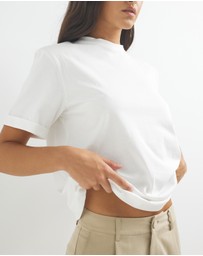 Dazie - Shoulder Padded Boyfriend T-Shirt
