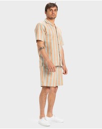 Quiksilver - Mens Sunset Song Short Sleeve Shirt