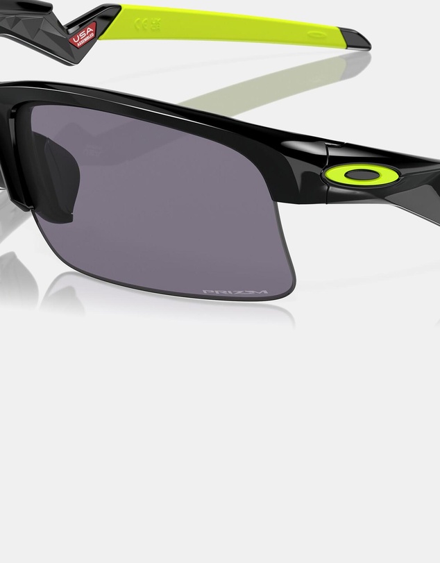 Oakley Junior - Capacitor
