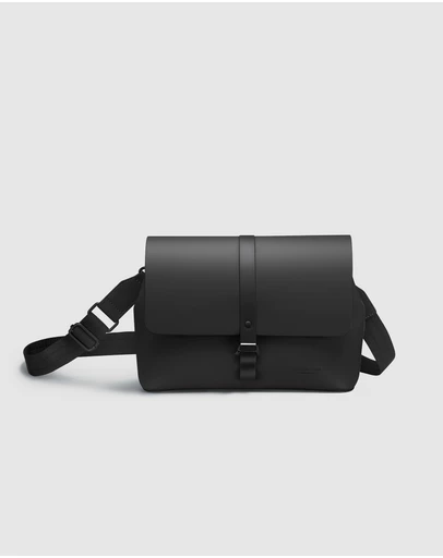 Gaston Luga - Splash - Medium Waterproof Crossbody Shoulder Carry Bag