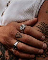 Haze & Glory - ICONIC EXCLUSIVE - Ring Men Signet Ring Tide Waves Motif in 925 Sterling Silver