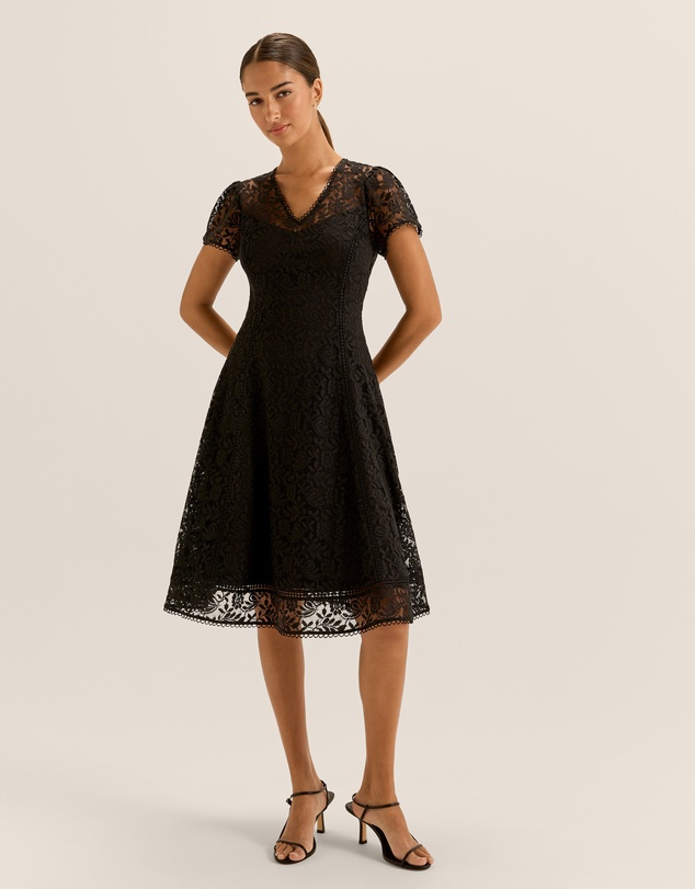 Review - Lady Lacie Cocktail Dress