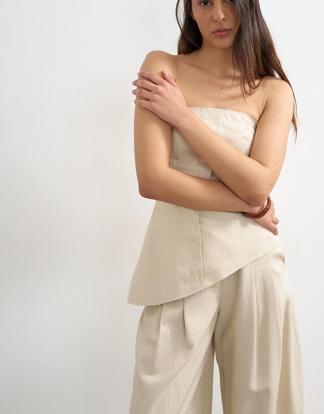 TOPSHOP - Sina Asymmetric Bandeau Top