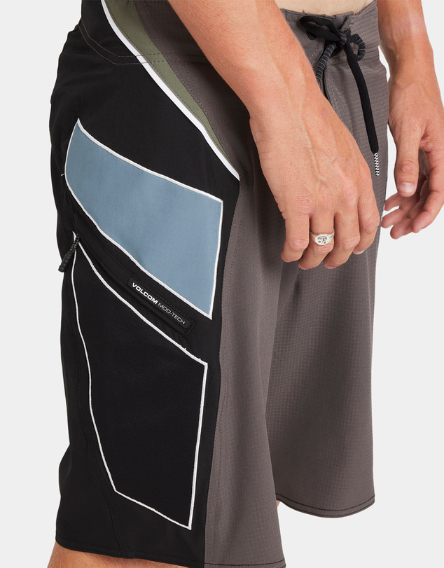 Volcom - Mens Team Mod 20
