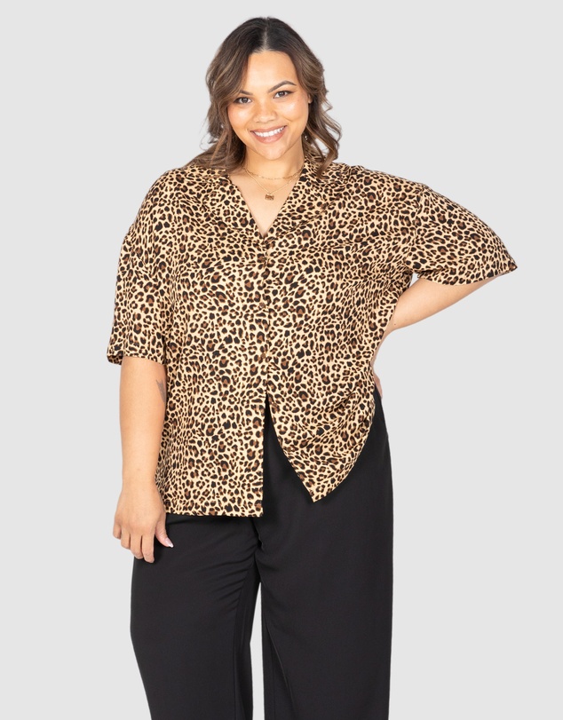 Love Your Wardrobe - Khloe Animal Print Shirt
