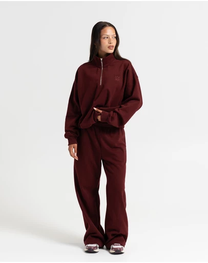 HyperLuxe The Label - 1/4 Zip Sweatshirt